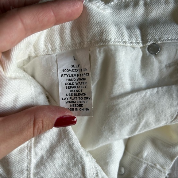 Blue B Distressed Cut off Grunge, Coastal Cowgirl 100% Cotton White Denim Shorts - Picture 5 of 10